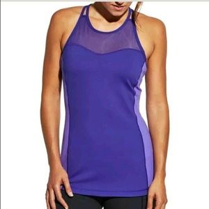 Calia by Carrie Underwood | XS | High neck